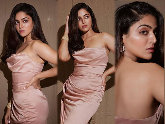 Dazzling Looks Of Wamiqa Gabbi In Ethnic Outfit